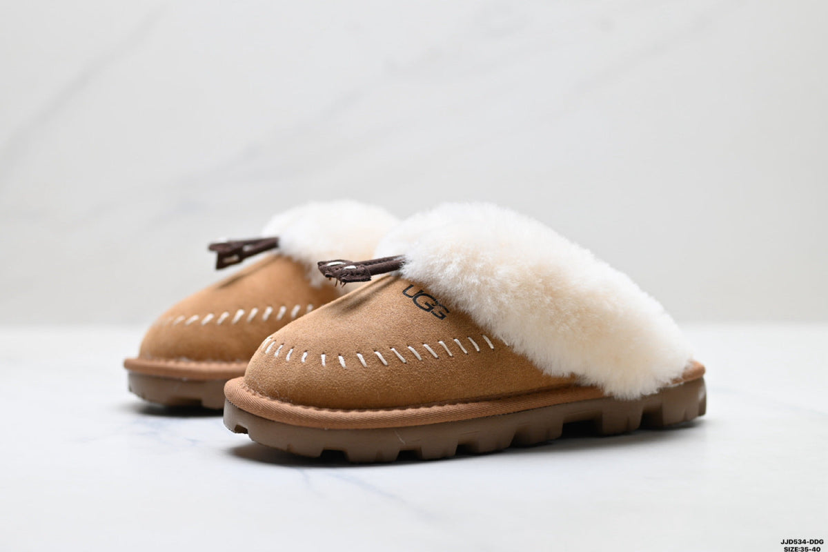 UGG Slipper Evolution Shearling Closed-Toe Slippers