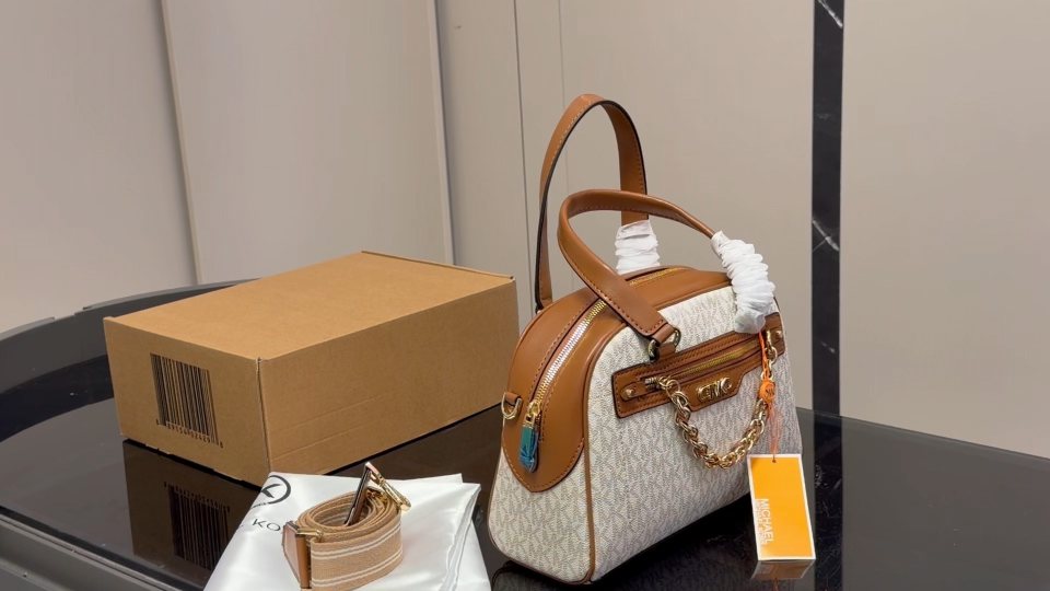 Michael Kors Chain-Accent Pillow Bag
